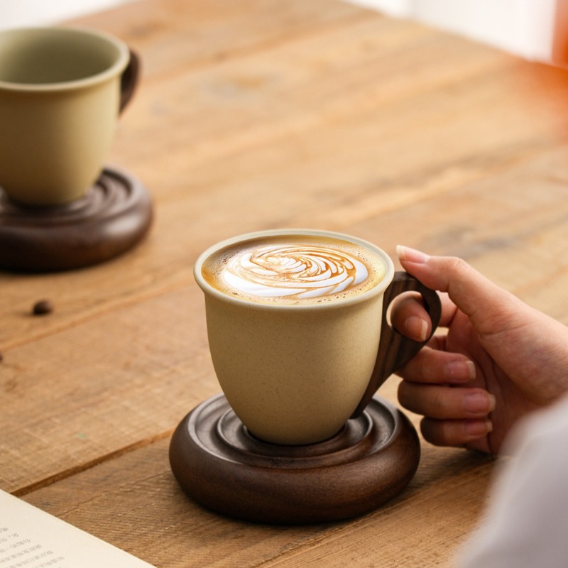 Coffee Tea Gardens - Cangkir Kopi Keramik Coklat Kreatif dengan
