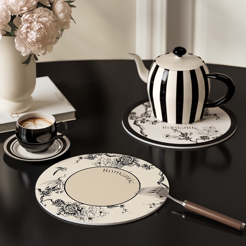 T And Tea Coffee - Tatakan kulit bulat untuk Coaster, hitam