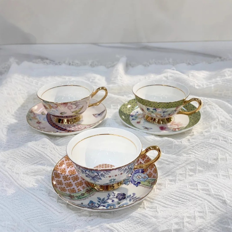 Coffee Tea Gardens - Cangkir dan Piring Enamel Warna-warni Berkualitas