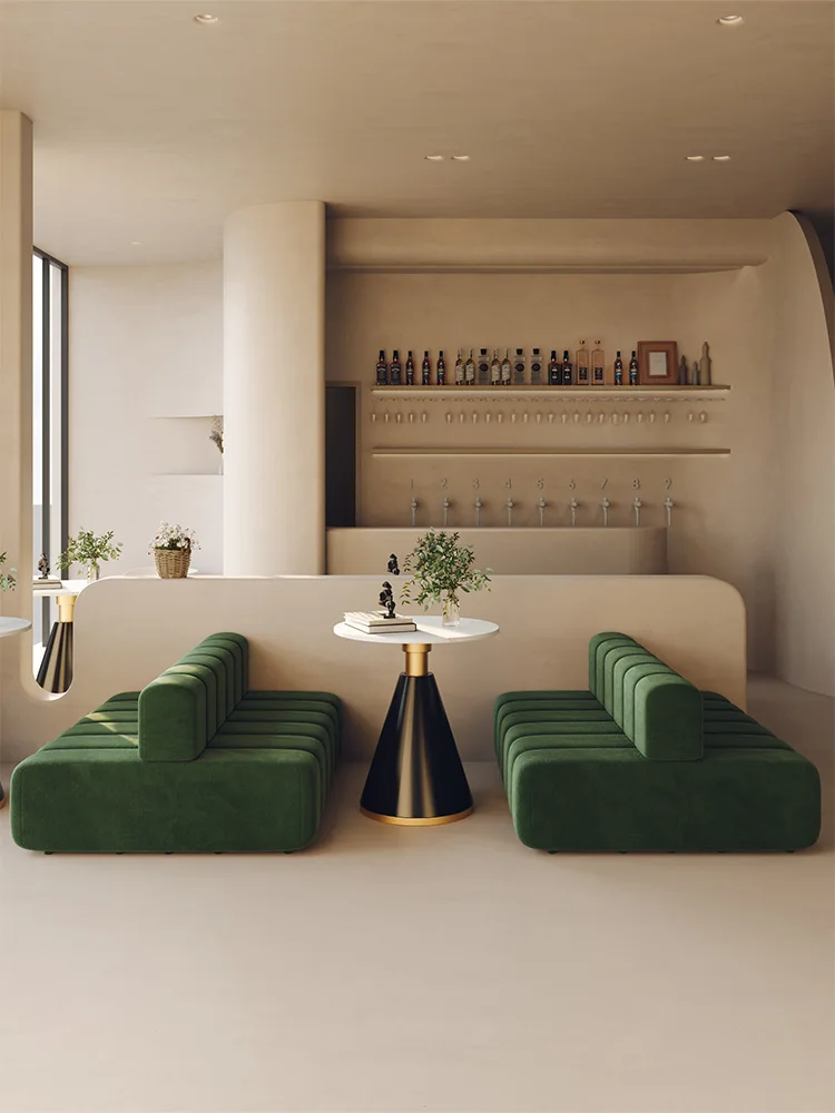 Sofa berbaris lurus dua sisi b - Coffee Tea Lounge ulasan dan harga