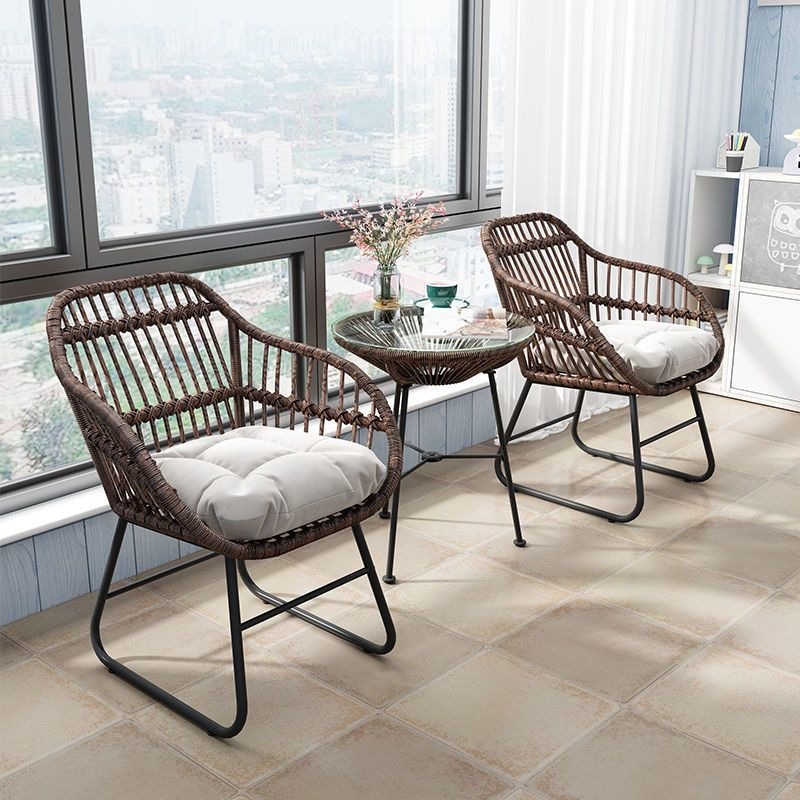 Meja dan kursi balkon kecil, k - Coffee Tea Gardens ulasan dan harga